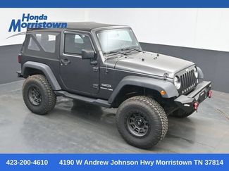 Used 2018 Jeep Wrangler Sport AWD/4WD video 1