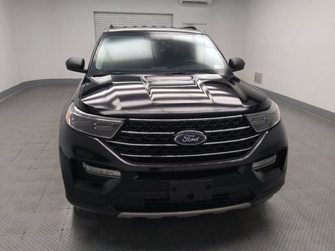 Used 2020 Ford Explorer XLT w/ Equipment Group 202A RWD image 14