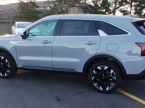 New 2026 Kia Sorento EX image 8