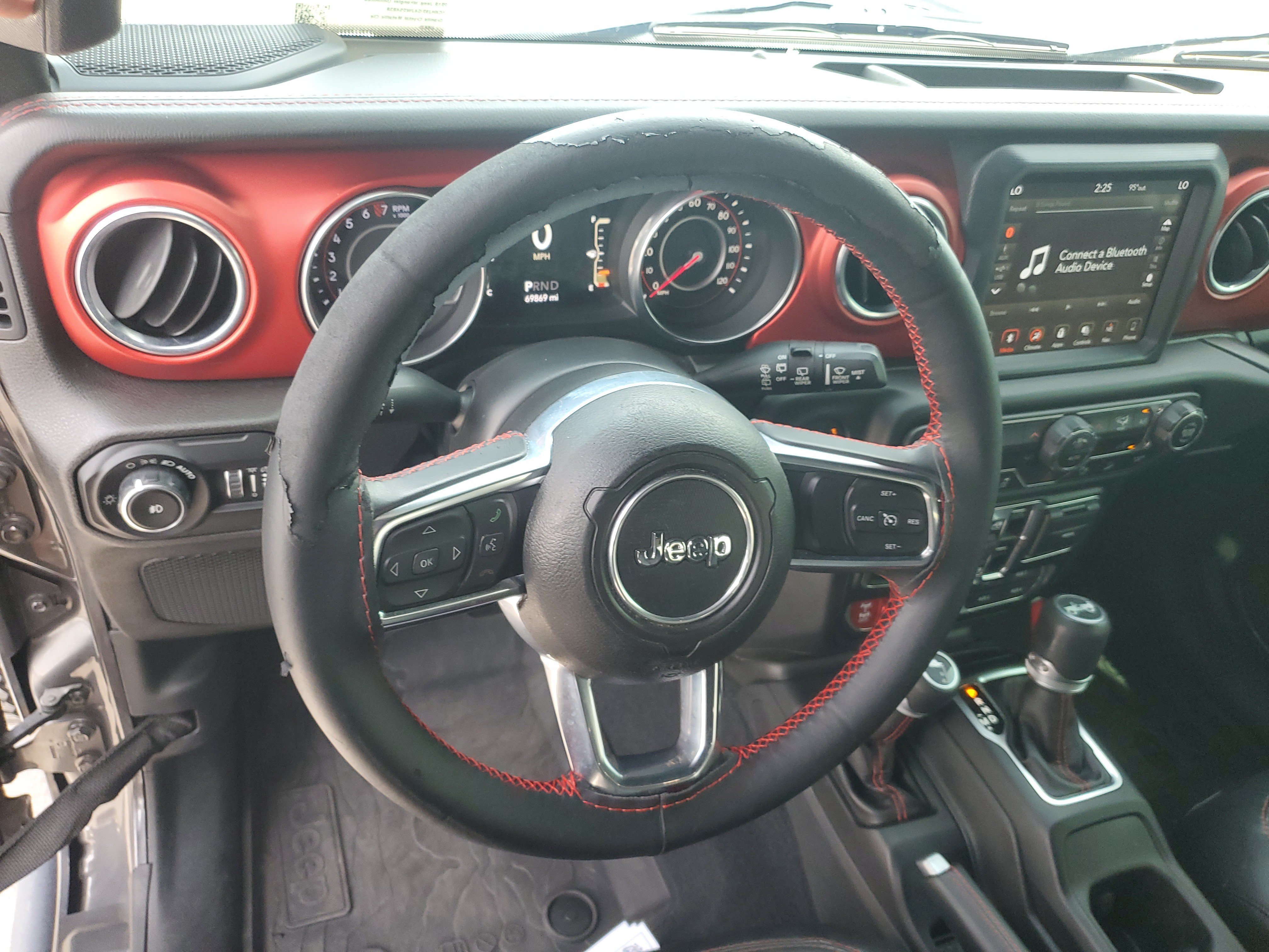 Used 2018 Jeep Wrangler Unlimited Rubicon AWD/4WD image 14