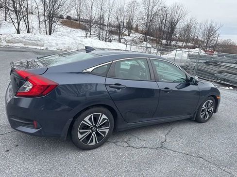 Used 2017 Honda Civic EX-L image 5