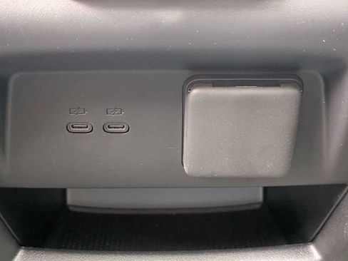 Used 2024 Chevrolet Traverse Z71 w/ Enhanced Driving Package AWD/4WD image 15