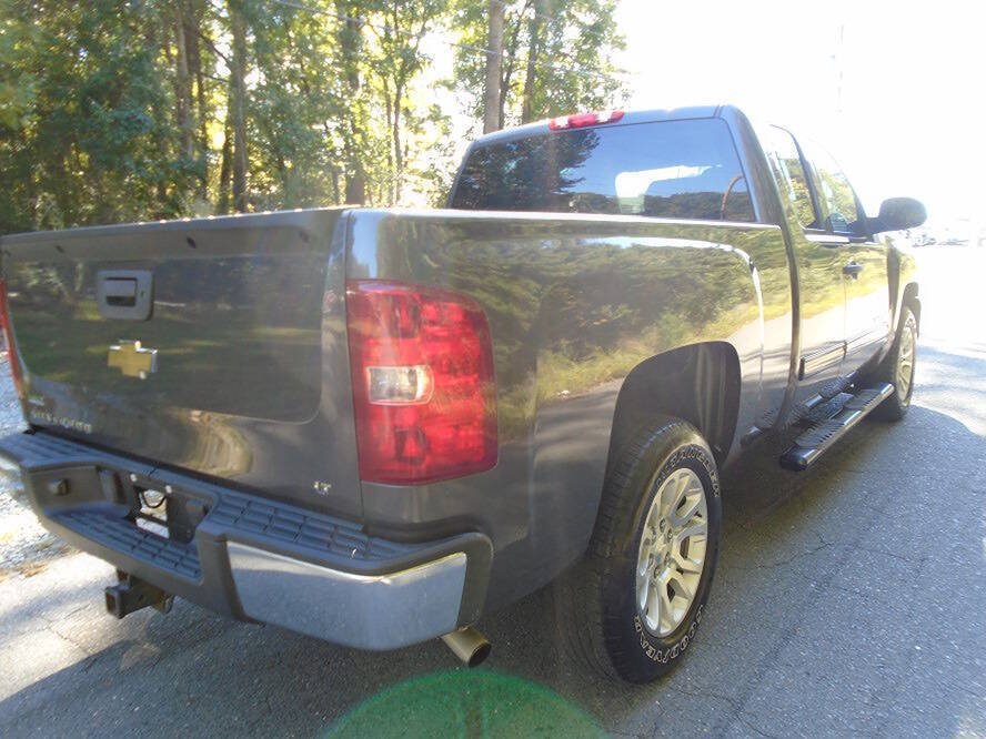 Used 2011 Chevrolet Silverado 1500 LT w/ All-Star Edition RWD image 5
