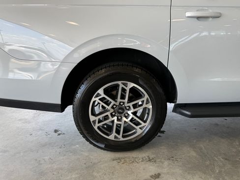 Certified 2025 Ford Expedition Max Active AWD/4WD image 13