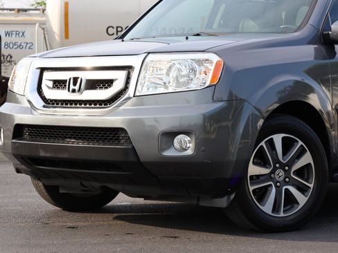 Used 2011 Honda Pilot Touring image 4