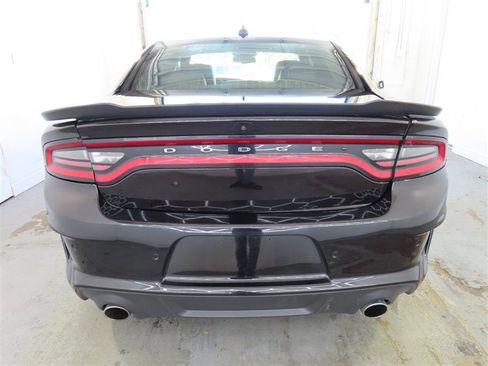 Used 2022 Dodge Charger Scat Pack RWD image 11