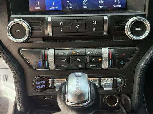 Used 2019 Ford Mustang GT Premium w/ Equipment Group 401A RWD image 42