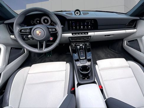 Certified 2026 Porsche 911 Targa 4 GTS AWD/4WD image 14