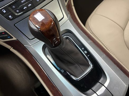 Used 2009 Cadillac CTS 3.6 w/ Wood Trim Package image 17