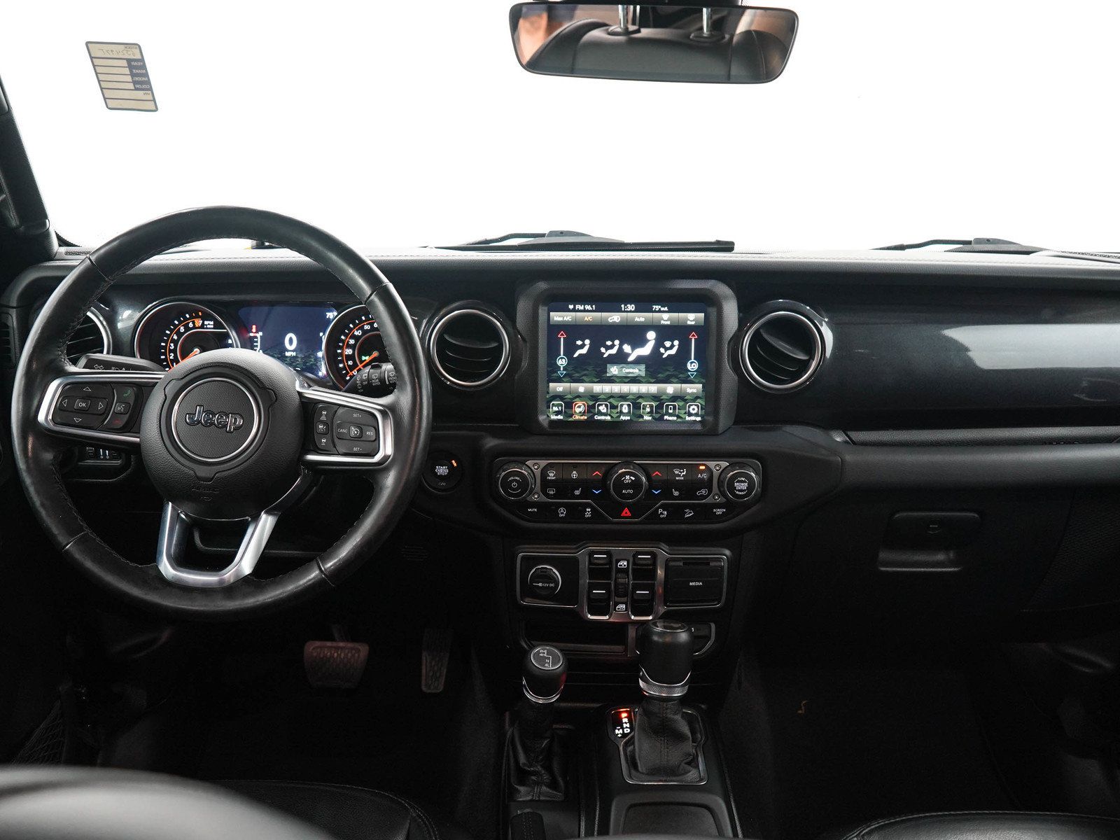 Used 2020 Jeep Wrangler Unlimited Sahara AWD/4WD image 15