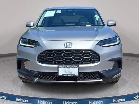 Certified 2025 Honda HR-V LX image 3