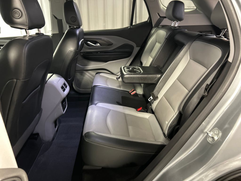 Used 2023 GMC Terrain SLT FWD image 22