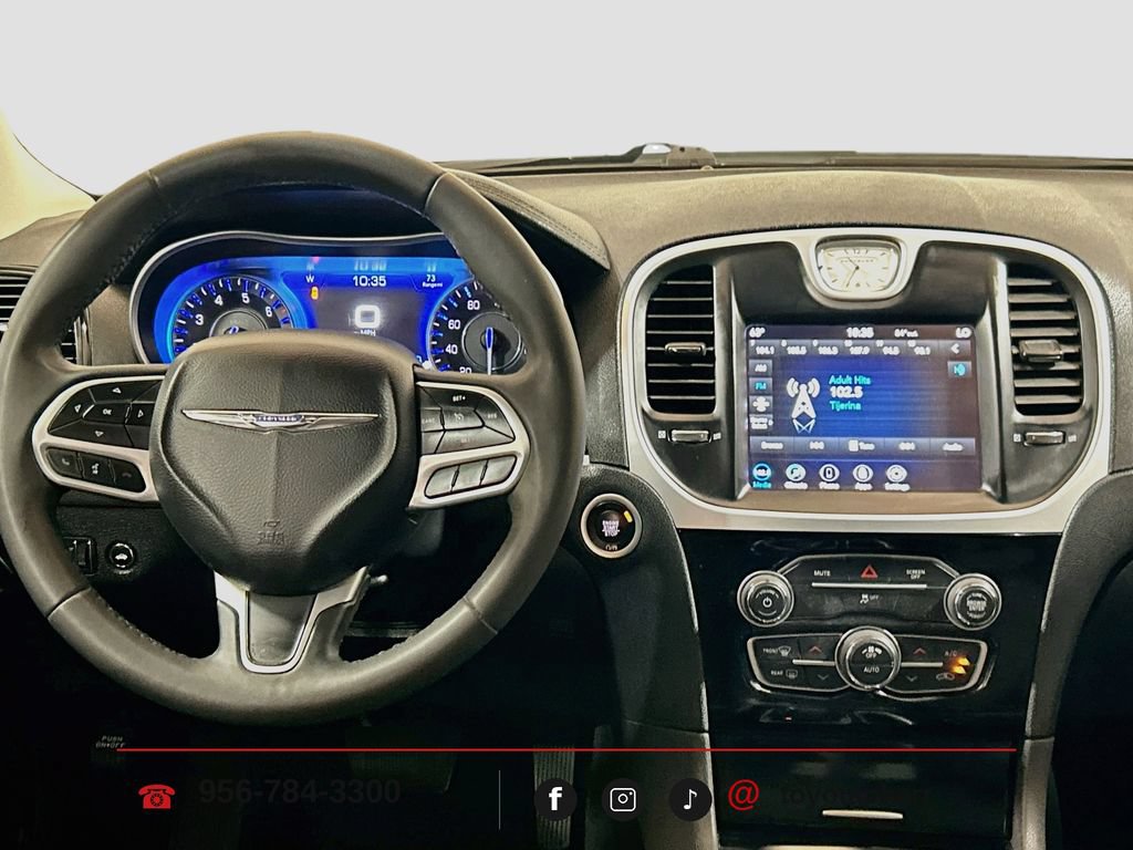 Used 2023 Chrysler 300 Touring w/ Sport Appearance Package RWD image 19