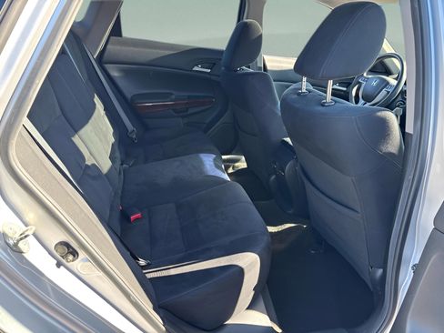 Used 2011 Honda Crosstour EX image 14