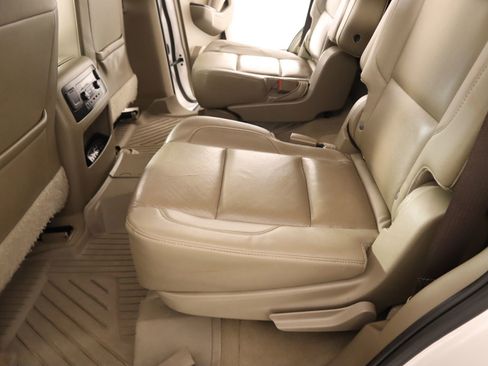 Used 2020 GMC Yukon SLT w/ Open Road Package image 14