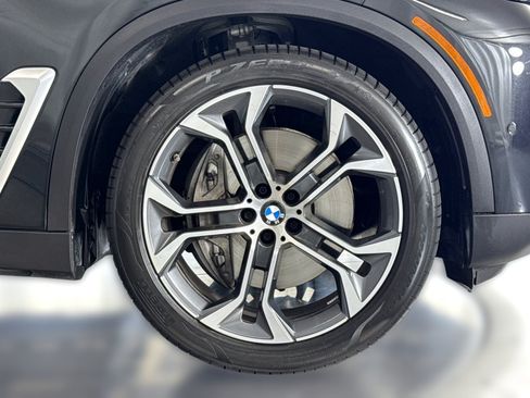 Used 2026 BMW X5 xDrive50e w/ Parking Assistance Package AWD/4WD image 12