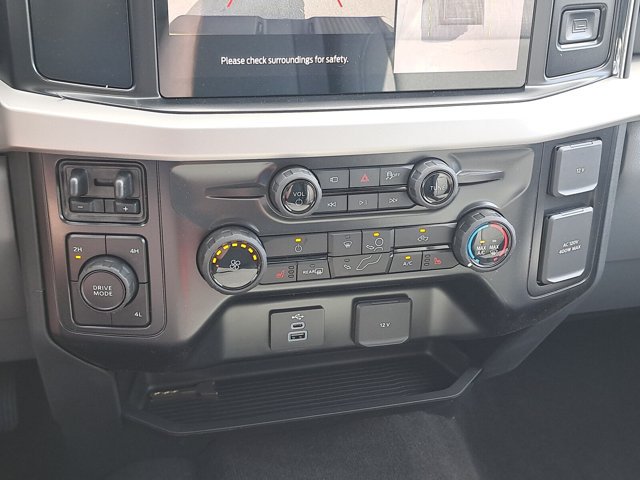 New 2026 Ford F350 XLT w/ XLT Premium Package AWD/4WD image 23