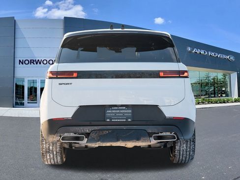 New 2026 Land Rover Range Rover Sport SE image 5