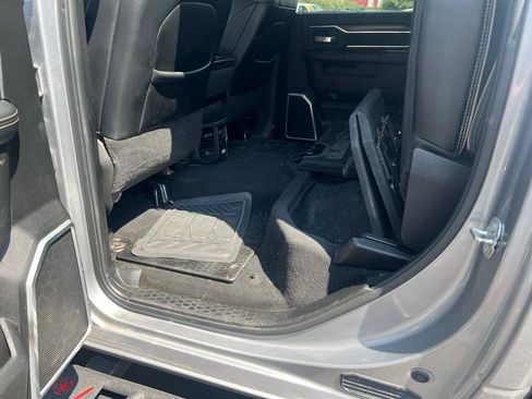 Used 2024 RAM 2500 Laramie AWD/4WD image 12