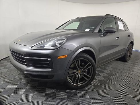Used 2023 Porsche Cayenne AWD/4WD image 1