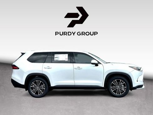 New 2026 Toyota Grand Highlander AWD Hybrid image 9