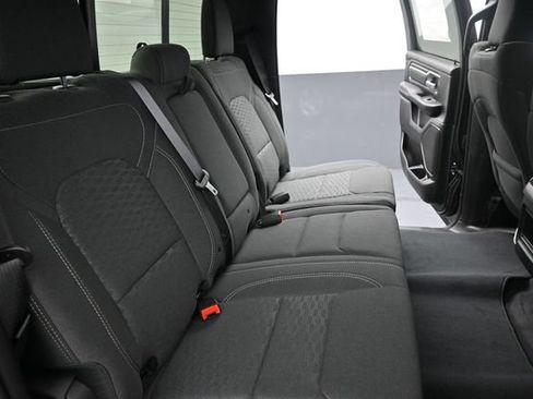 New 2026 RAM 1500 4x4 Crew Cab image 15