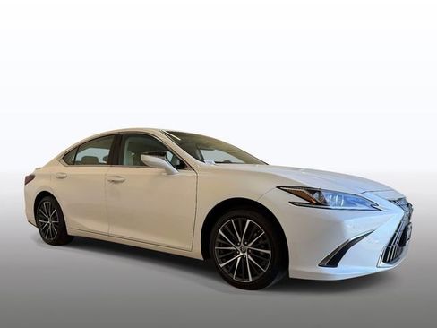 Certified 2023 Lexus ES 350 w/ Premium Package FWD image 9