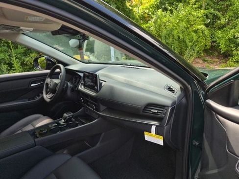 New 2026 Nissan Rogue Dark Armor AWD/4WD image 11