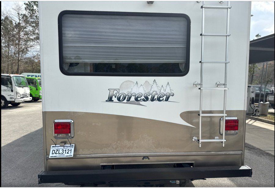 Used 2006 Ford E-450 and Econoline 450 RWD image 39