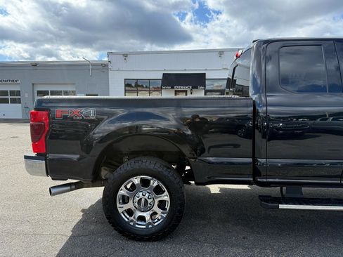 Used 2021 Ford F350 Lariat w/ Chrome Package image 15