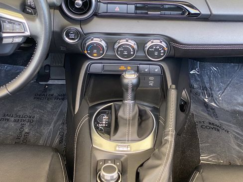 Certified 2024 MAZDA MX-5 Miata Grand Touring w/ Weather Package RWD image 8