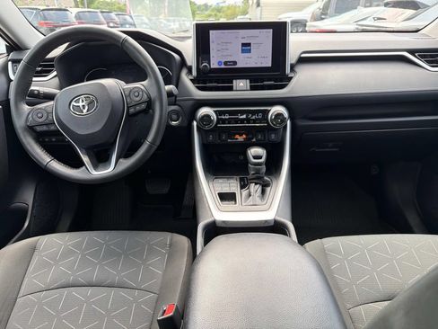 Used 2024 Toyota RAV4 XLE w/ Convenience Package AWD/4WD image 18