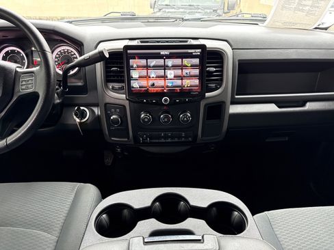 Used 2017 RAM 2500 Tradesman w/ Chrome Appearance Group image 22