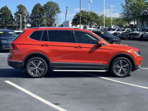 Used 2018 Volkswagen Tiguan SEL AWD/4WD image 7