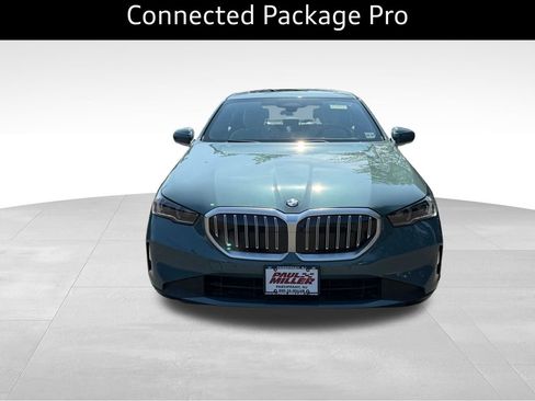 Used 2024 BMW 530i xDrive w/ Premium Package AWD/4WD image 2