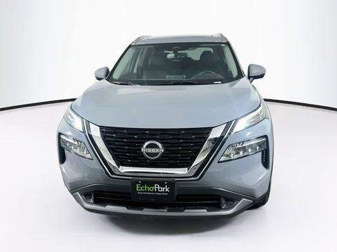 Used 2023 Nissan Rogue SL FWD image 2
