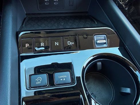 Certified 2025 Nissan Murano SV FWD image 20