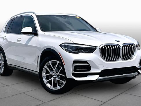 Used 2022 BMW X5 xDrive40i w/ Premium Package AWD/4WD image 2