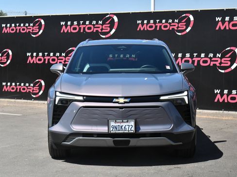 Used 2024 Chevrolet Blazer EV LT AWD/4WD image 2