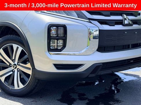Used 2024 Mitsubishi Outlander Sport SE AWD/4WD image 3