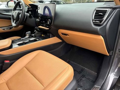 Used 2024 Lexus NX 350 AWD w/ Vision Package image 17