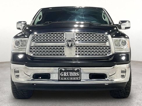 Used 2016 RAM 1500 Laramie w/ Convenience Group AWD/4WD image 4