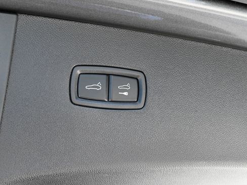 Used 2023 Porsche Cayenne GTS AWD/4WD image 49