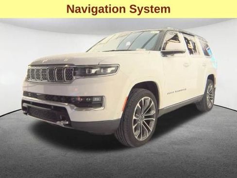 Used 2022 Jeep Grand Wagoneer Series III w/ Rear Seat Video Group 1 image 4