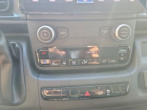 New 2023 RAM ProMaster 3500 w/ Premium Convenience Group (B) image 25