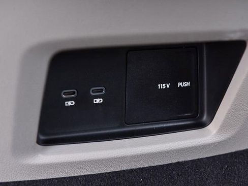 New 2026 Volkswagen Atlas SEL Premium R-Line image 24