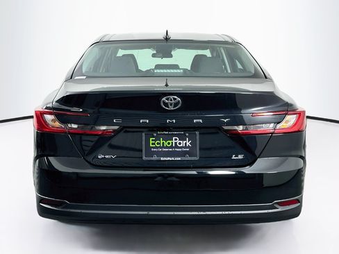 Used 2025 Toyota Camry LE FWD image 7