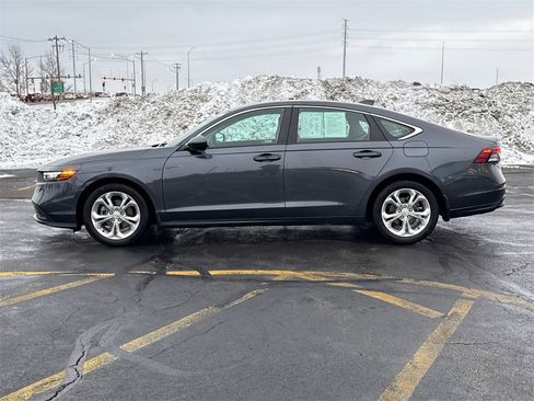 Certified 2023 Honda Accord LX image 6