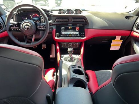 New 2025 Nissan Z Performance w/ Floor Mat Package image 21