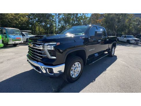 Used 2024 Chevrolet Silverado 2500 LTZ w/ LTZ Convenience Package image 7